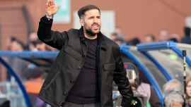 Como-Inter, Fabregas dopo la lite con Allegri ce l’ha anche con Chivu: lo show in diretta