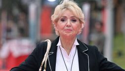 Enrica Bonaccorti è morta, attrice e conduttrice iconica della tv italiana: ex sportiva, la dedica della Sampdoria