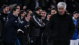 Bufera per il rosso a Wesley: accuse tra Gasp e Fabregas, che tensione