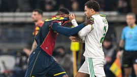 Genoa-Roma, moviola: mancano due rigori, perché c’era il penalty di Pellegrini e cosa ha visto l’arbitro sul gol di Malen