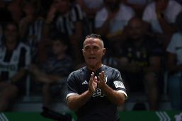 Rivoluzione Juventus, Angelo Di Livio in esclusiva: “Spalletti uomo mercato, Vlahovic come Yildiz. Conte resti al Napoli”