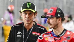 Rossi: "Bagnaia si è perso", metti una sera a cena con Lorenzo e Agostini ma Salucci svela contatti Aprilia