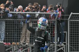 GP Cina è tricolore: Antonelli domina e fa la storia, Russell 2°. Hamilton primo podio Ferrari, battuto Leclerc
