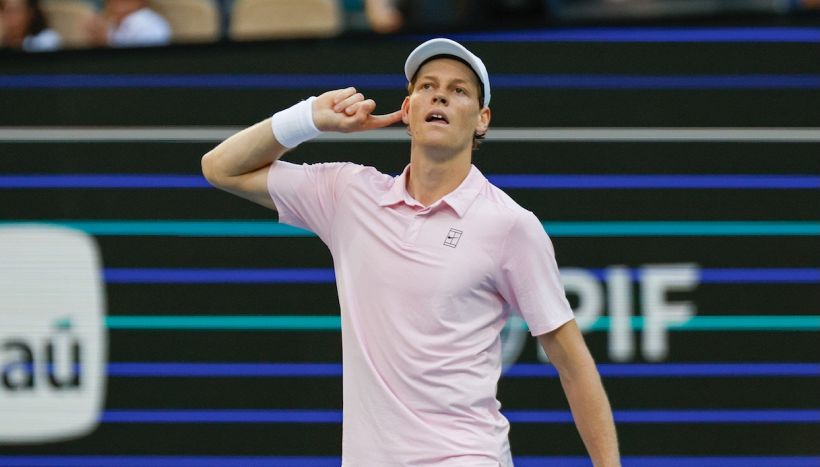 ATP Miami, Sinner travolge Tiafoe, approda in semifinale e avvicina il trono di Alcaraz
