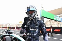Gp Giappone: Antonelli l'ha fatto di nuovo, pole bis. Battuto Russell, 4° Leclerc e 6° Hamilton. Incubo Verstappen