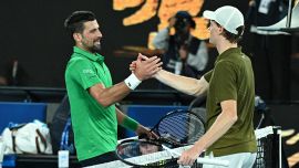 Djokovic sfida Sinner e Alcaraz e anticipa il futuro di Serena Williams: l’amico Kyrgios prepara il rientro