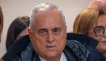 Lazio, Lotito nervoso: litiga con un cronista, dribbla Sarri e fa chiarezza sulla telefonata delle polemiche 