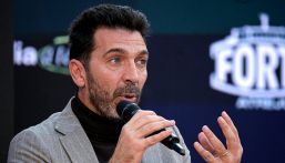 Anche Buffon contro il Var, poi l’assist a Bastoni e la promessa sui playoff mondiali