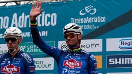 Tirreno-Adriatico 2026, 2a tappa: volatona di van der Poel a San Gimignano, Del Toro nuovo leader. Ma che bravo Pellizzari