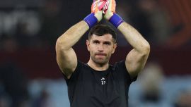 Juventus, Dibu Martinez è l'obiettivo per la porta: l'argentino dice sì, e il rinnovo di Spalletti è pronto