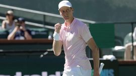 Sinner è tornato: Jannik svela il segreto della svolta a Indian Wells, ma il direttore Haas punta tutto su Alcaraz