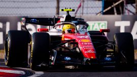 Ferrari, perchè l'ala macarena è stata bocciata in Cina. Team radio Hamilton: 'Pazzesco' e Leclerc impreca