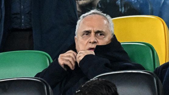 Lazio, la mossa di Lotito per recuperare consenso: la richiesta di Sarri mentre è pronta un’altra cessione