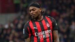 Milan, infortunio Leao: dopo la lite con Pulisic, Rafa si ferma ancora e salta il Torino, ma Allegri ha un doppio alleato