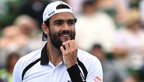 Marrakech, Berrettini delude e cede a Buse tra le polemiche: furbata in stile Alcaraz per Bellucci, out Cinà