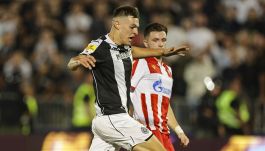 Milan, Kostic è il nuovo Camarda: tra Milan Futuro e Allegri, il piano per l’erede di Vlahovic