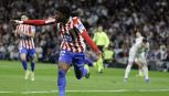 Lookman segna, Simeone lo sostituisce e l’Atletico perde col Real Madrid, bufera sull’arbitro
