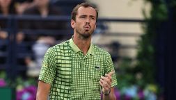 Medvedev e Rublev tra Dubai e Indian Wells: fuga in jet privato? E a Fujairah c'è un Challenger tra i missili