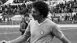 Morto Savoldi, l'illusione di Napoli, fece arrabbiare Vinicio, mai pagato 2 miliardi, dischi super e le canzoni con Morandi