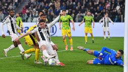 Juventus-Sassuolo, moviola: la trattenuta di Vlahovic fa discutere, cosa ha punito l’arbitro