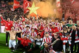 Il Vicenza torna in B, promozione da record e festa da brividi al Menti dopo il successo sull’Inter U23