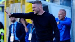 Tutti pazzi per Abate, il rampante mister che sta trascinando la Juve Stabia verso i playoff