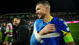 Italia: la notte nera di Bastoni e Donnarumma, Dzeko infortunato ma fa festa fino all’alba in discoteca