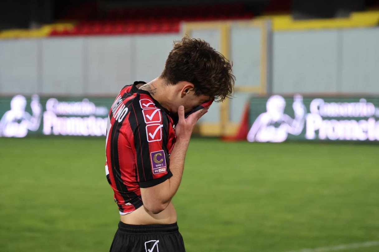 Cangiano in lacrime dopo retrocessione Foggia (LPS)