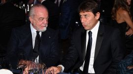 Napoli, Conte spiazzato da De Laurentiis: è gelo e per la panchina azzurra spuntano Maresca, Gasperini e Sarri