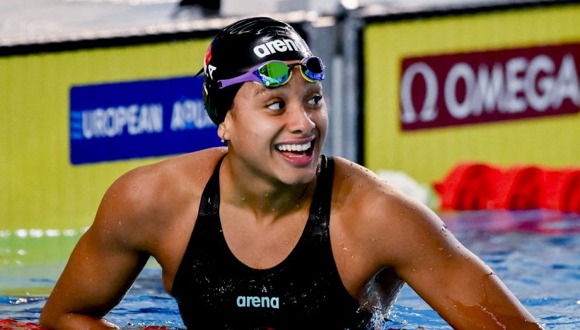 Assoluti, record di Sara Curtis nei 50 dorso: "In USA mi alleno alla grande". Angiolini strepitosa nei 200 rana