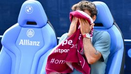 Cobolli come Sinner, travolge Zverev e vola in finale a Monaco: le lacrime di Flavio per l'amico 13enne morto
