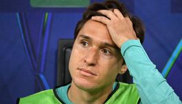 Mistero Chiesa, convocato con il Liverpool dopo il no all’Italia. Tifosi furiosi: “Mai più in Nazionale”