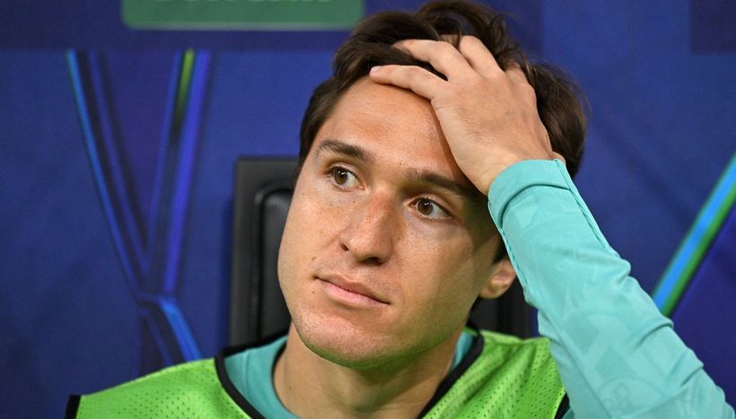 Mistero Chiesa, convocato con il Liverpool dopo il no all’Italia. Tifosi furiosi: “Mai più in Nazionale”