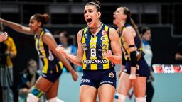 Orro show, il Fenerbahce sfiderà il VakifBank per il campionato turco