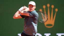Montecarlo, Sinner elimina Auger-Aliassime con qualità e avanza in semifinale. Domani c'è Zverev