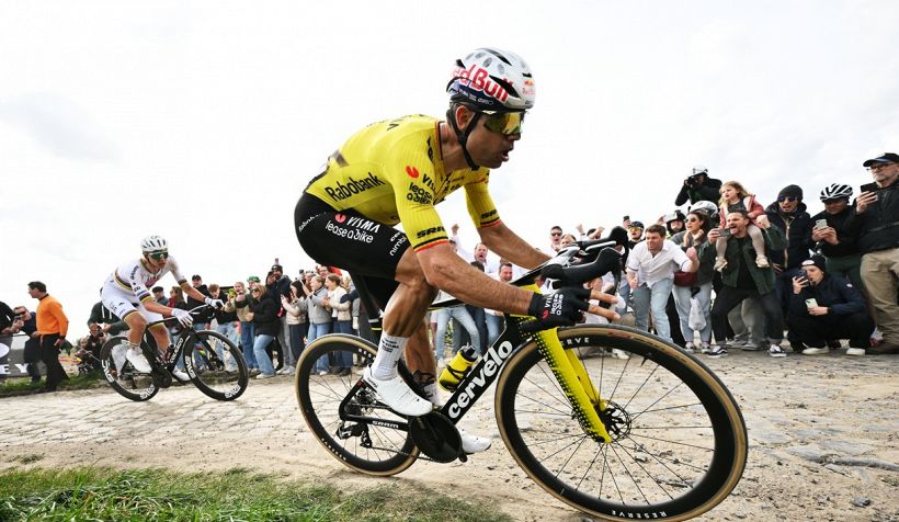 Parigi Roubaix 2026: Wout van Aert, un trionfo clamoroso. Pogacar non fa la storia