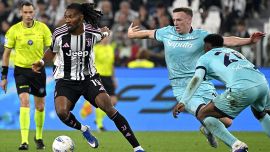 Juventus-Bologna, moviola: dubbi sul primo gol e sulla rete annullata, Bernardeschi che guaio