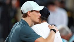 Madrid, Sinner eguaglia i record di Nadal e Federer ma celebra Jodar: la dedica di Jannik e la gaffe su Rafa