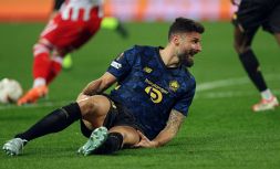 Milan, senti Giroud: vuole tornare con Paolo Maldini in società, e Moncada blocca il nuovo Reijnders