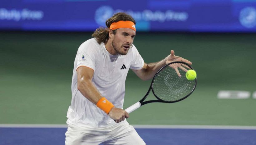 Tsitsipas, ancora veleno su Ivanisevic: “Un calcio quando ero a terra”. A Montecarlo con Sinner, l’ultimo sorriso di Stefanos