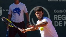 Montecarlo, Alcaraz si sfoga: “Così si passa il limite”. L’ex coach di Sinner all’attacco: “Con Ferrero non l’avrebbe fatto”