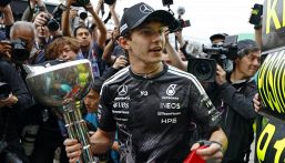 Effetto Antonelli: la benedizione di Valentino Rossi e lo spot in tv. Ascolti F1 crescono, Ferrari offuscata