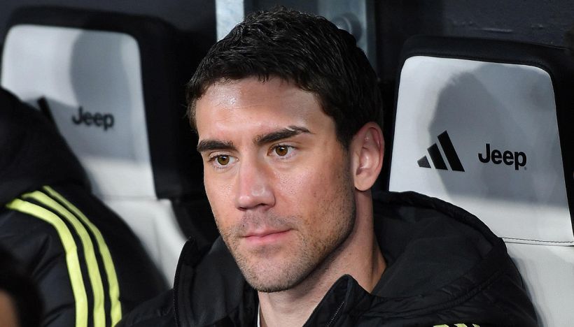 Juventus: Vlahovic più grave del previsto, ecco quando tornerà. Nuovi dubbi dei tifosi sul rinnovo