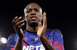 Il riscatto di Mateta comincia contro la Fiorentina, ma il conto aperto è con il Milan e con Deschamps