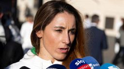 Goggia taglia un nuovo traguardo, Lollobrigida apre al ritiro: il motivo