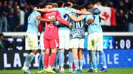 Juventus, il riscatto di Di Gregorio: prima i miracoli in porta, poi l’omaggio dei compagni di squadra