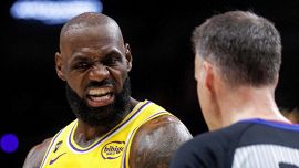 NBA, pronta la griglia play-in: supersfida Leonard-Curry. Nei play-off Lakers-Rockets: Lebron (con Doncic?) sfida Durant