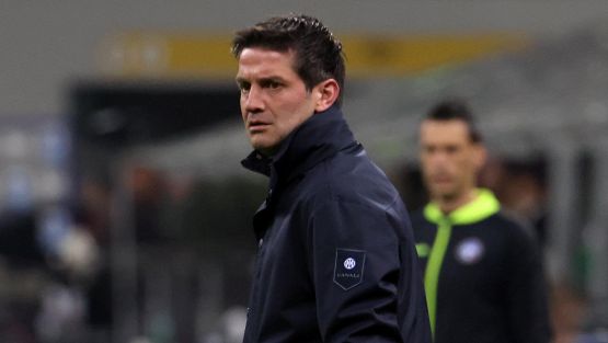 Inter: Chivu si ispira a Mourinho per rispondere ai critici, poi riapre la polemica su Bastoni e sul rapporto con gli arbitri