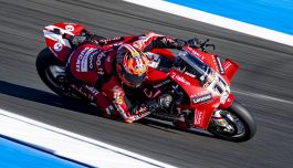 Bulega record ad Assen, botta e risposta con Petrucci: "Può correre in MotoGP" ma è giallo forcelloni Ducati