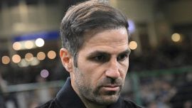 Inter-Como: Fabregas ingoia l’amaro paragonandosi a Klopp, poi la frecciata a Chivu